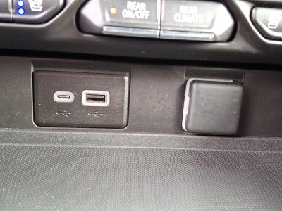 2024 Chevrolet Suburban 4WD High Country