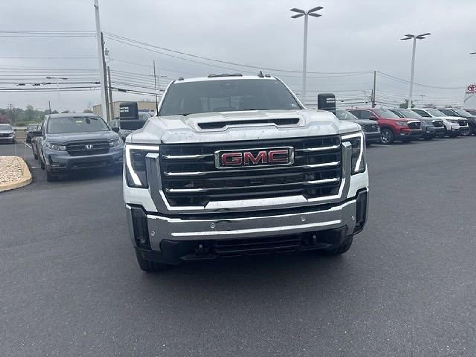 2025 GMC Sierra 2500 HD Crew Cab Long Box 4-Wheel Drive SLE
