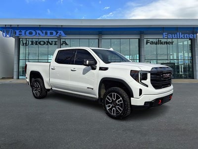 2023 GMC Sierra 1500 Crew Cab Short Box 4-Wheel Drive AT4