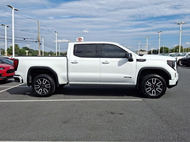 2023 GMC Sierra 1500 Crew Cab Short Box 4-Wheel Drive AT4