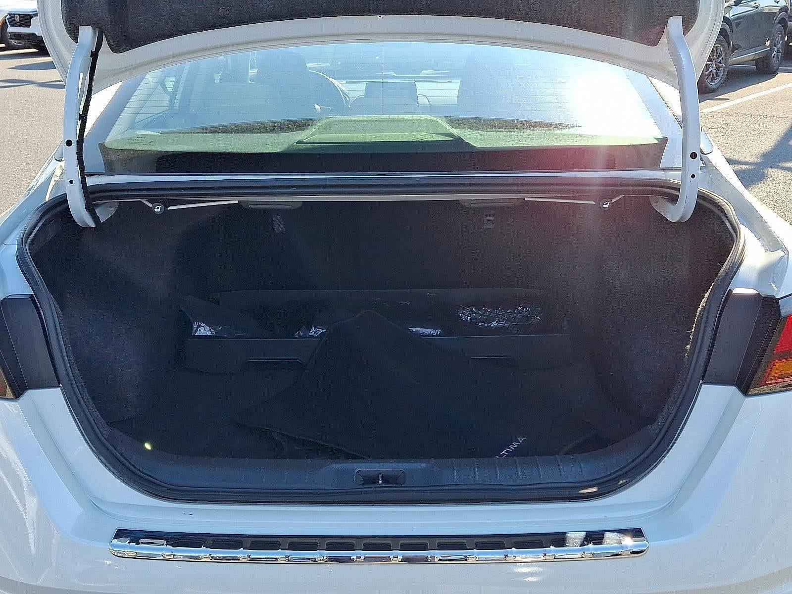 2023 Nissan Altima 2.5 SV AWD Sedan