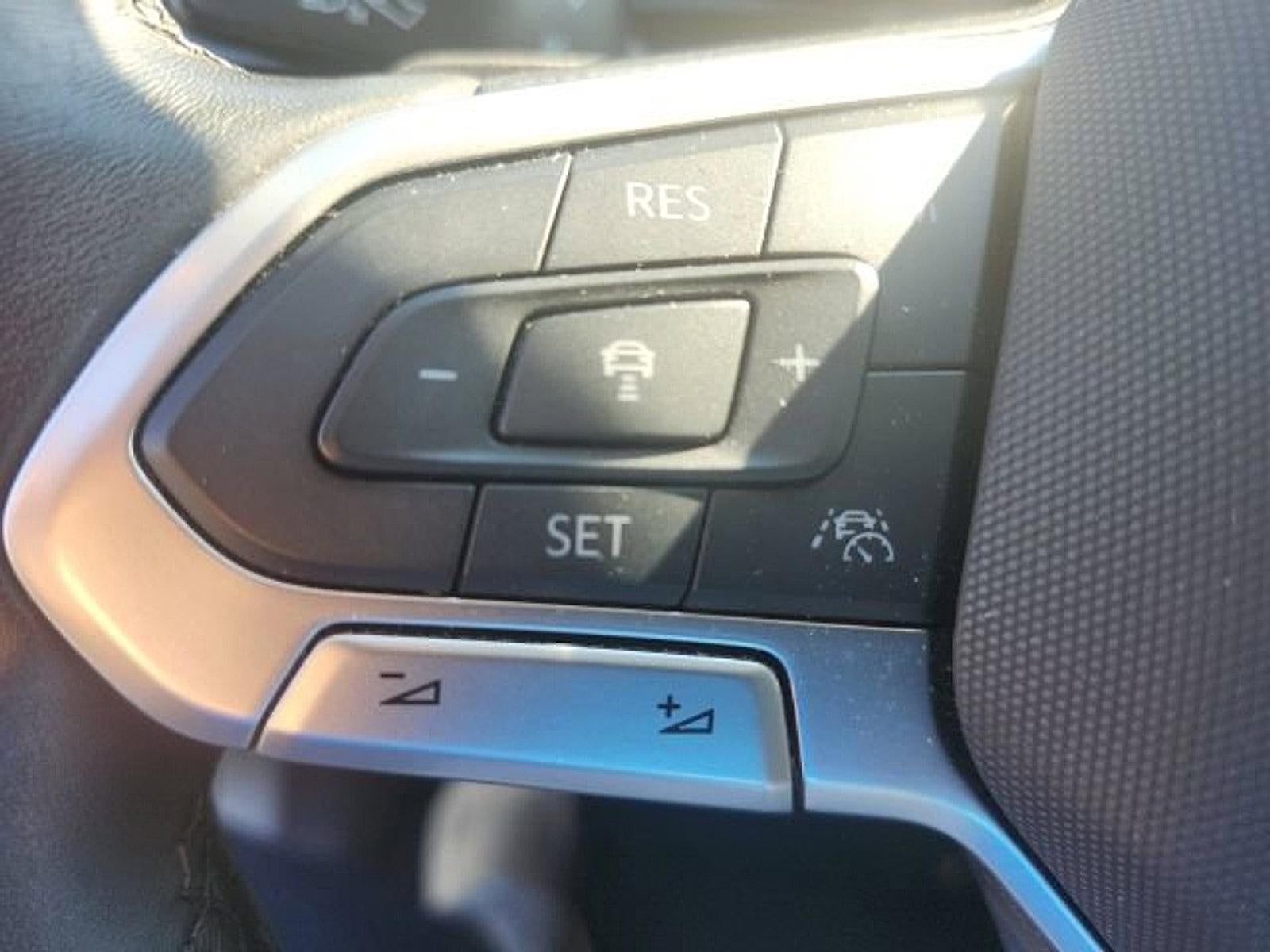 2024 Volkswagen Atlas 2.0T SEL Premium R-Line 4MOTION