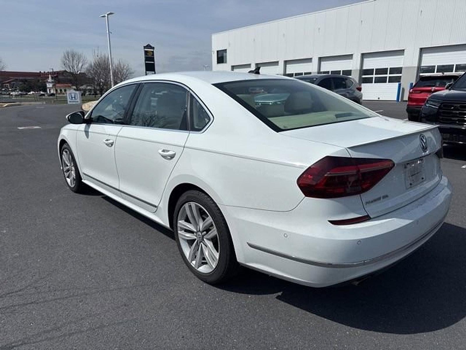 2017 Volkswagen Passat 1.8T SEL Premium Auto