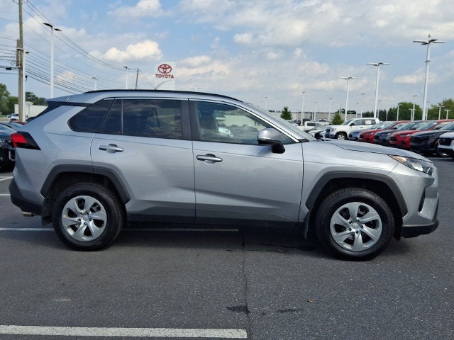 2020 Toyota RAV4 LE AWD (Natl)