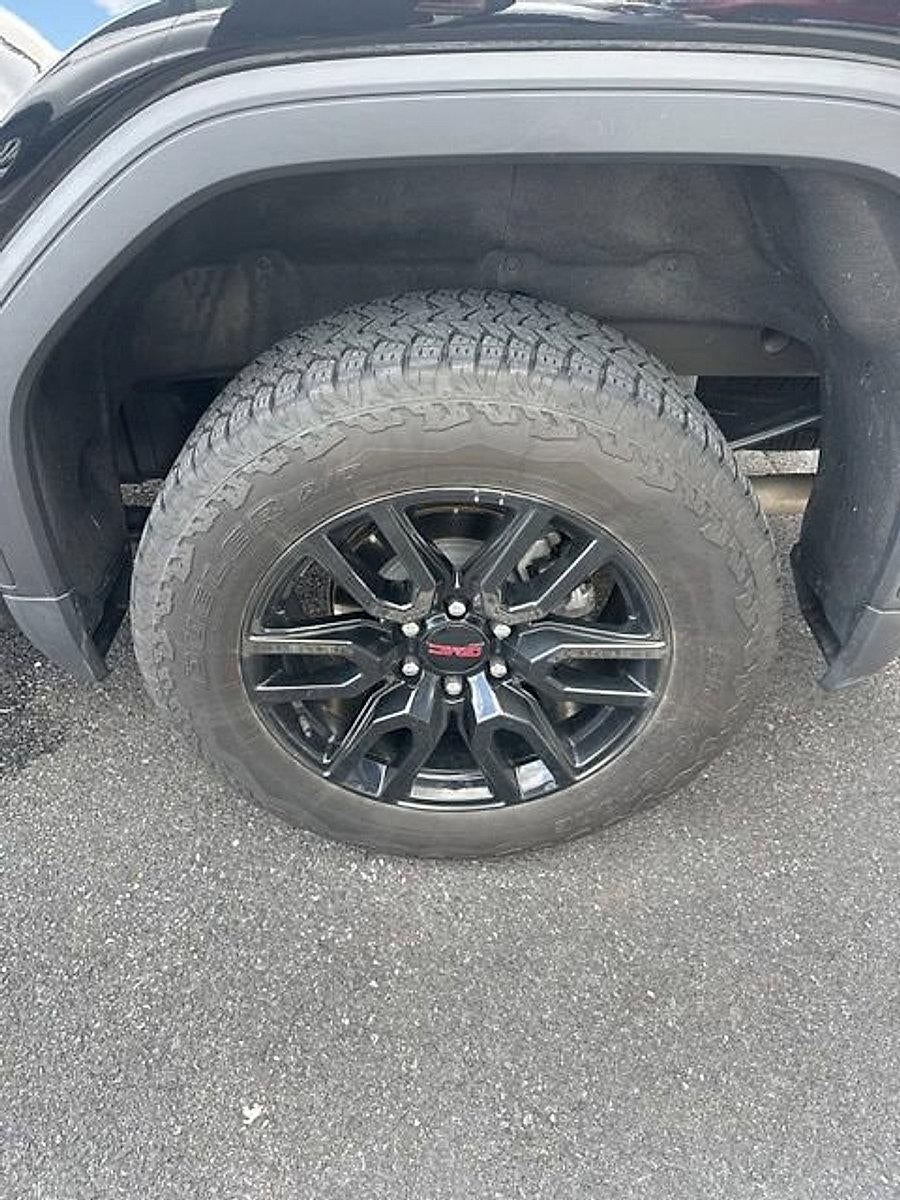 2025 GMC Sierra 1500 Crew Cab Short Box 4-Wheel Drive Elevation 3SB