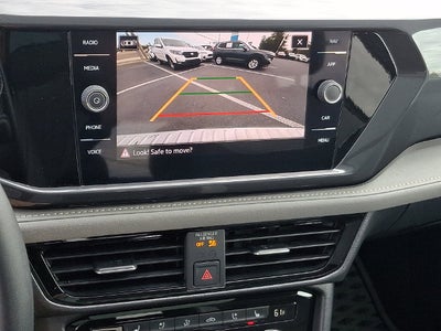 2024 Volkswagen Taos 1.5T SEL