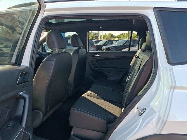 2024 Volkswagen Tiguan 2.0T SE R-Line Black 4MOTION