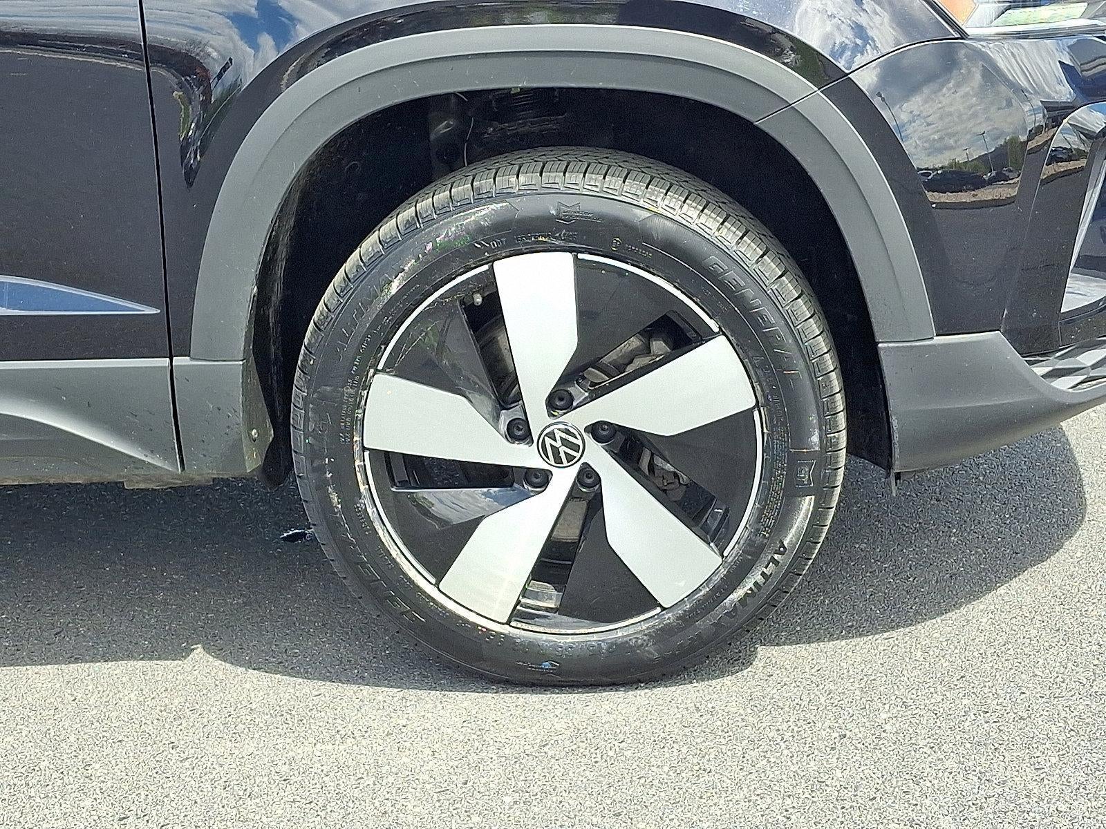 2024 Volkswagen Taos S 4MOTION