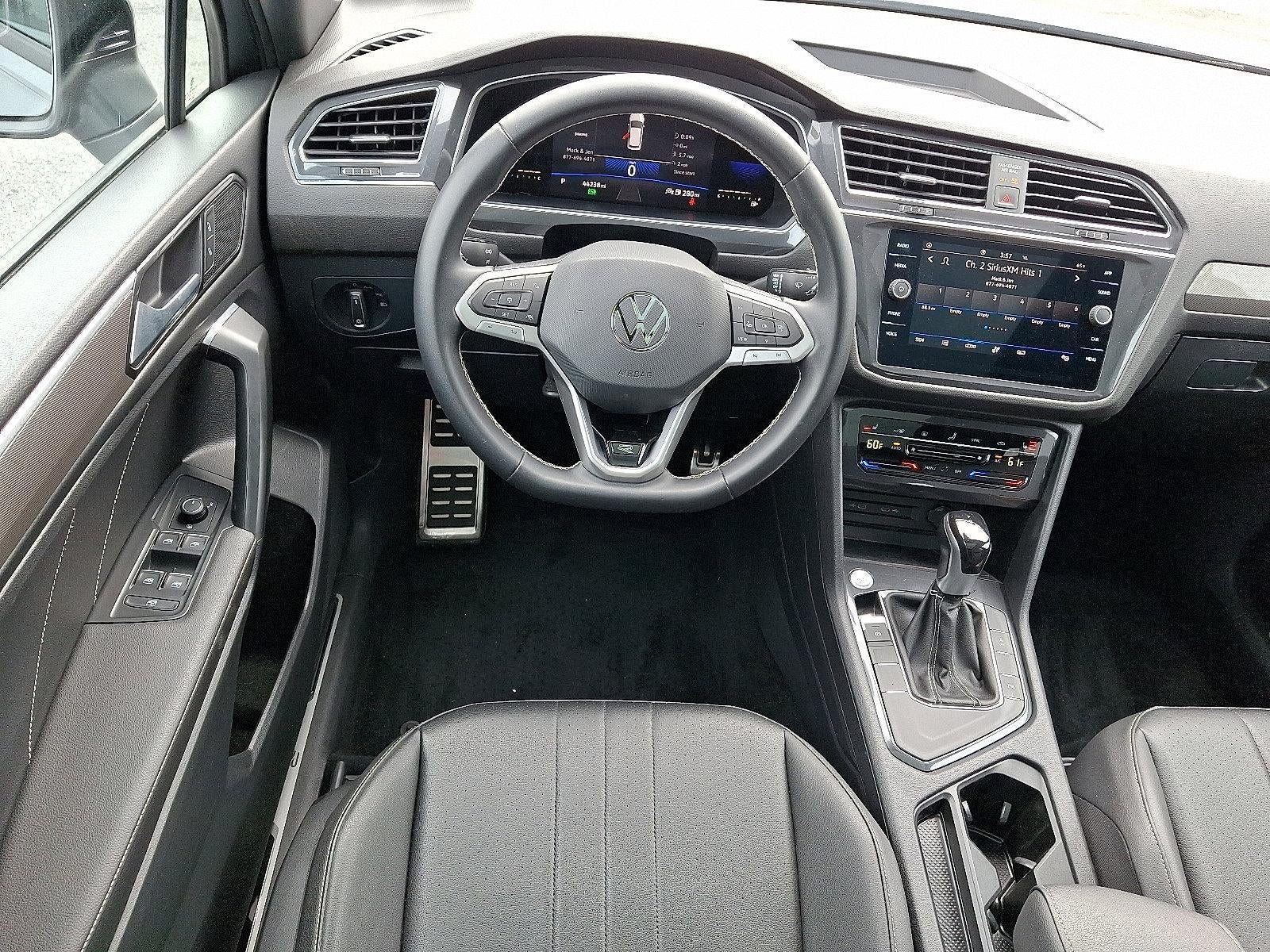 2023 Volkswagen Tiguan 2.0T SE R-Line Black FWD