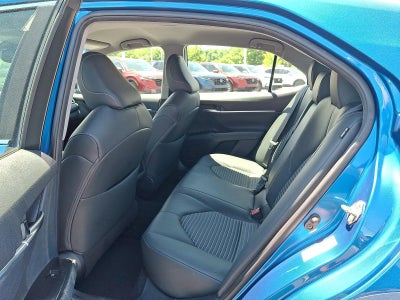2018 Toyota Camry SE Auto (SE)