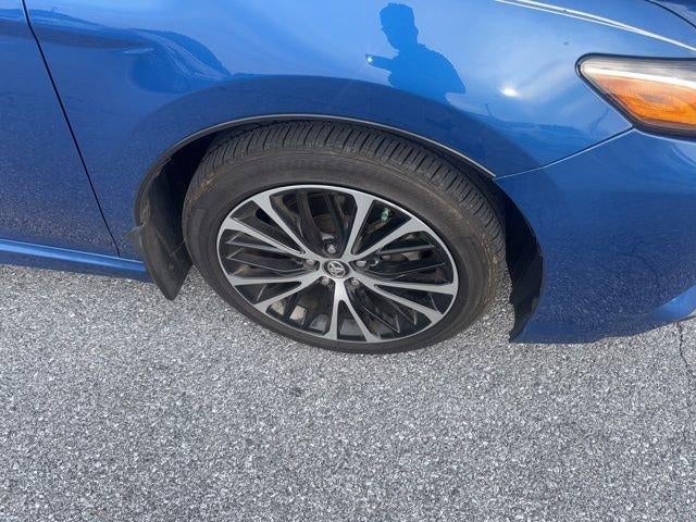 2018 Toyota Camry SE Auto (SE)