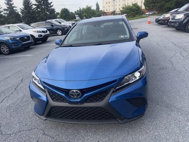 2018 Toyota Camry SE Auto (SE)