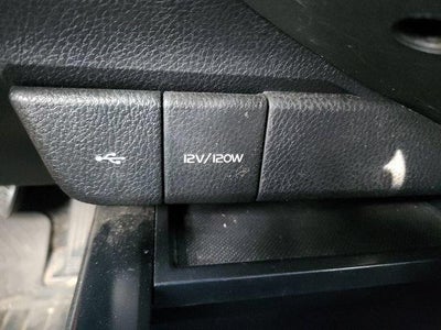 2020 Toyota Camry SE Auto AWD (Natl)