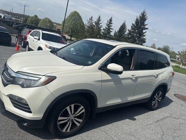 2016 Honda Pilot AWD EX-L with Navigation