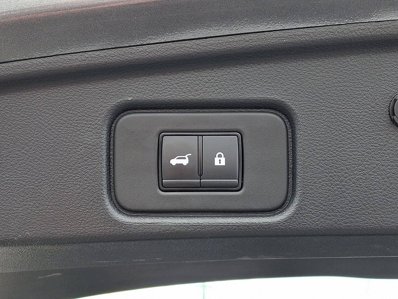 2023 Nissan Pathfinder SL 4WD