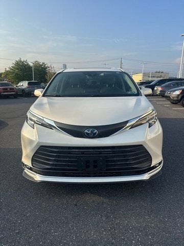 2021 Toyota Sienna XLE AWD 7-Passenger (Natl)