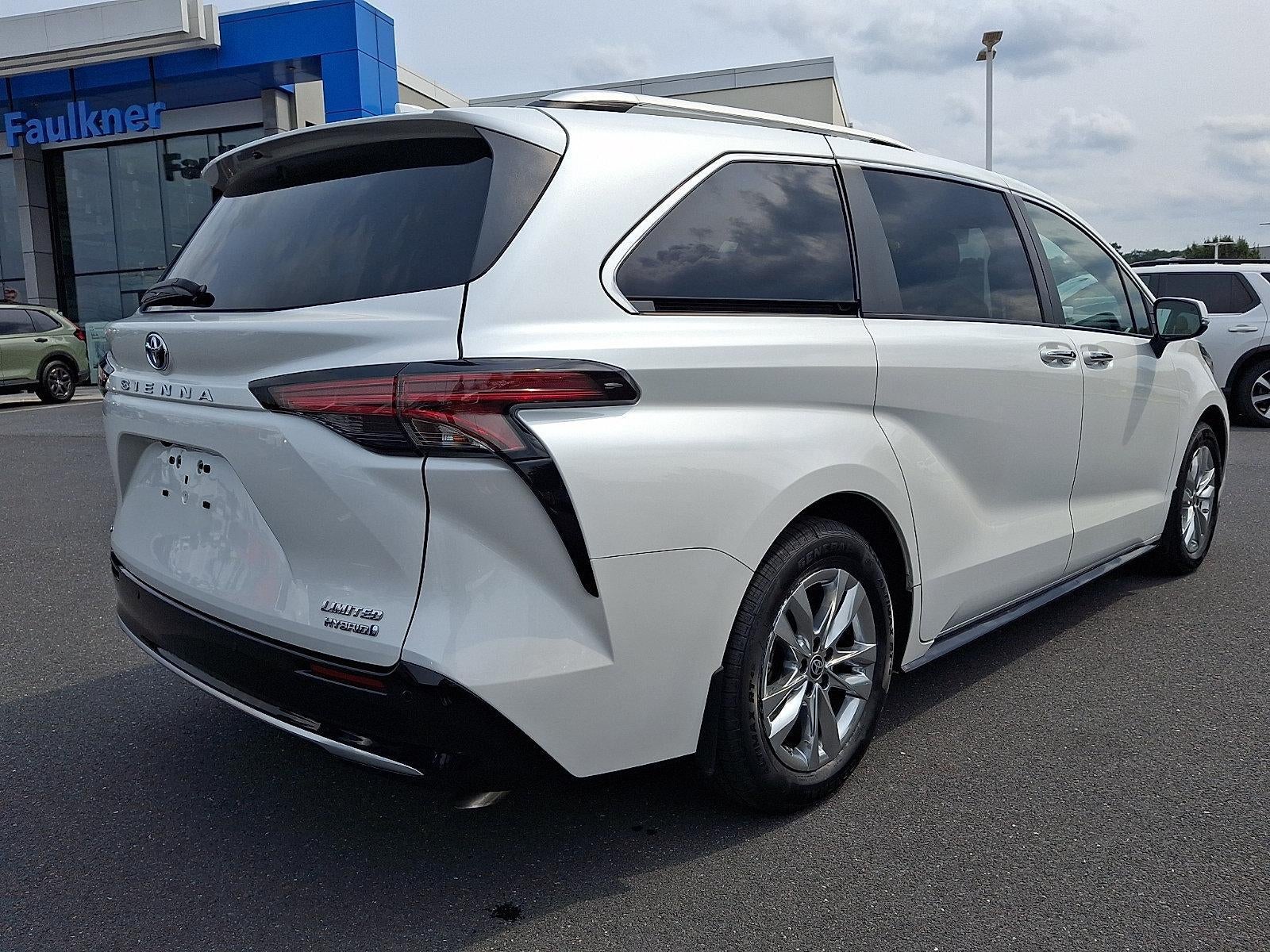 2023 Toyota Sienna Limited AWD 7-Passenger (GS)