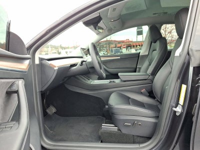 2024 Tesla Model Y Long Range RWD