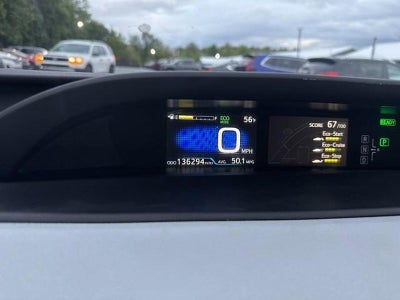2019 Toyota Prius LE (Natl)