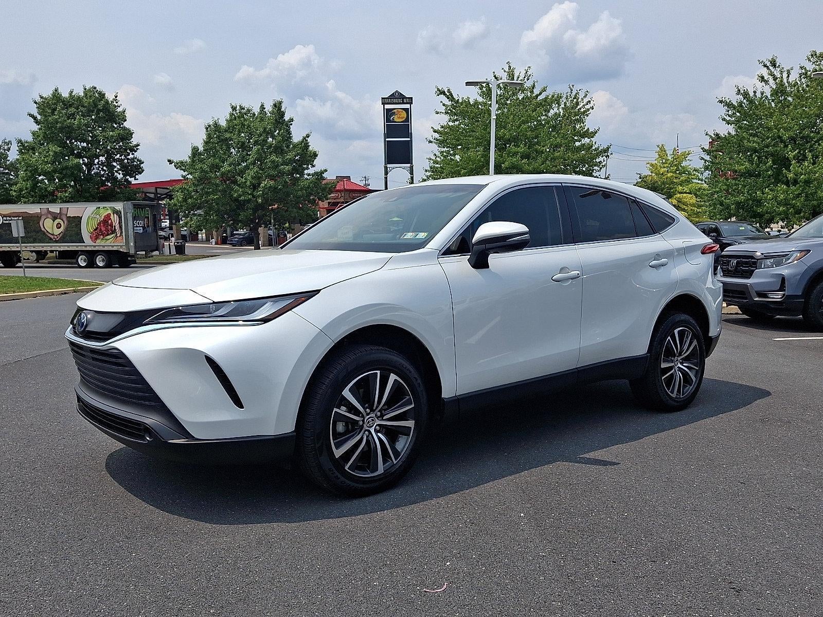 2024 Toyota Venza LE AWD (GS)