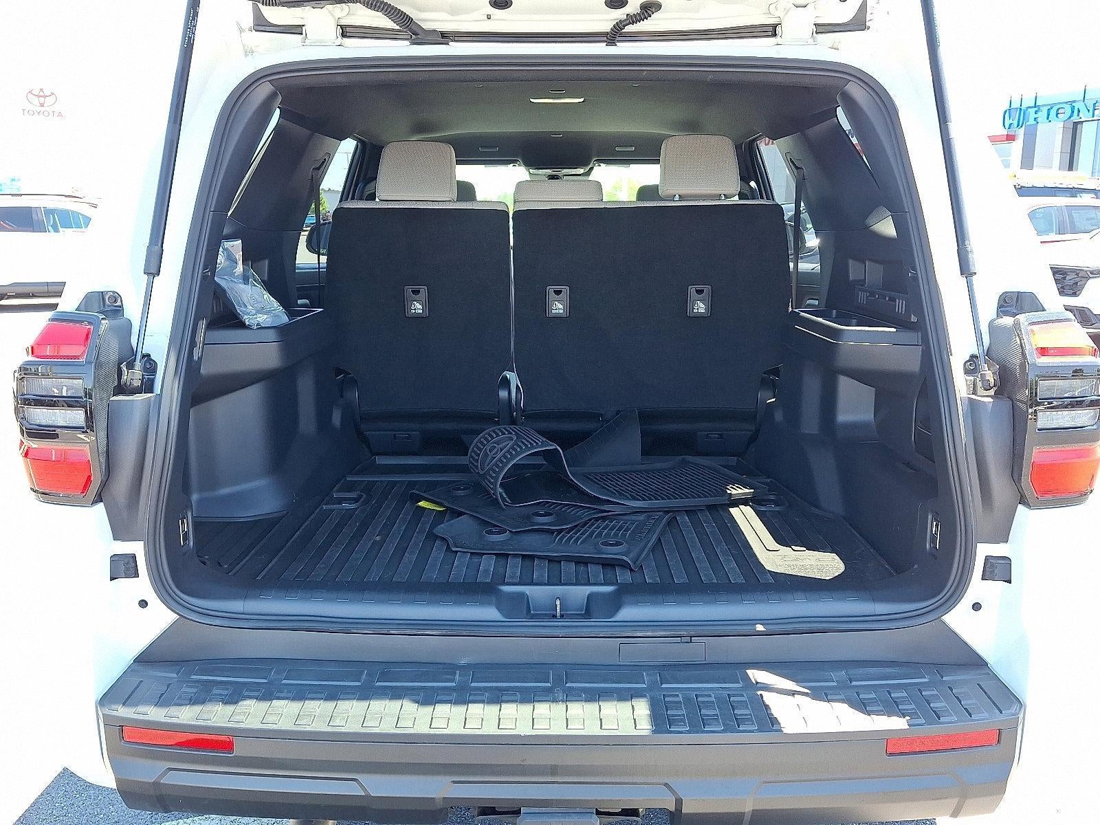 2025 Toyota 4Runner SR5 4WD (GS)