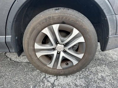 2016 Toyota RAV4 AWD 4dr LE (Natl)
