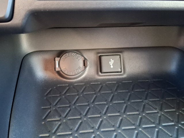 2022 Toyota RAV4 Hybrid XLE AWD (Natl)