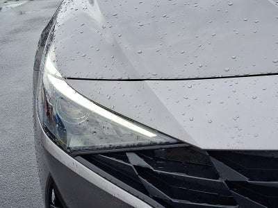 2023 Hyundai ELANTRA SEL IVT