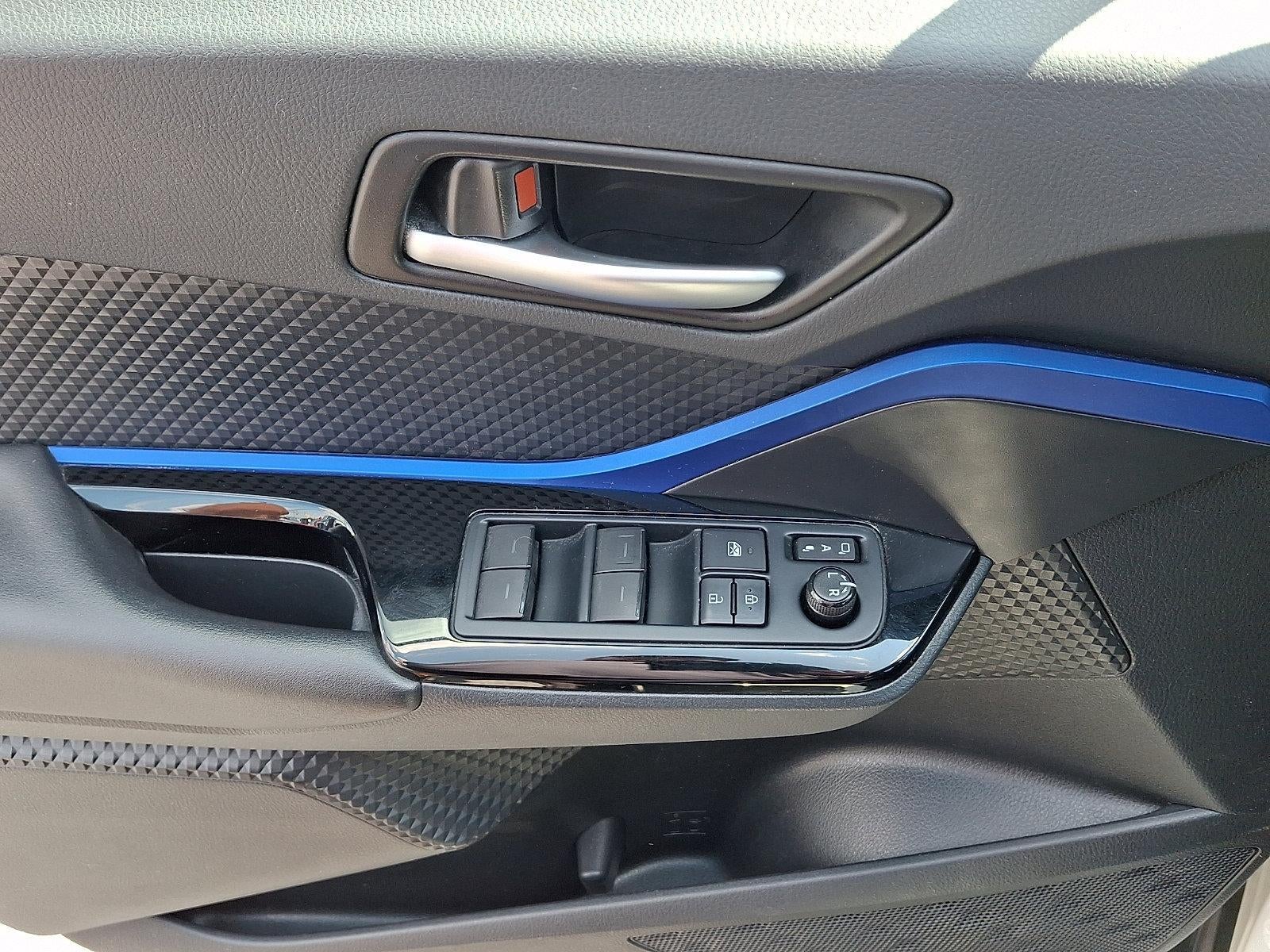2020 Toyota C-HR XLE FWD (Natl)