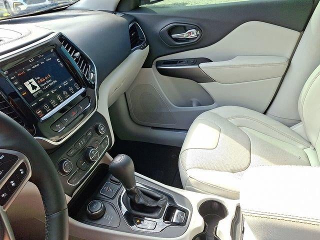 2019 Jeep Cherokee Overland 4x4