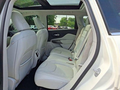2019 Jeep Cherokee Overland 4x4