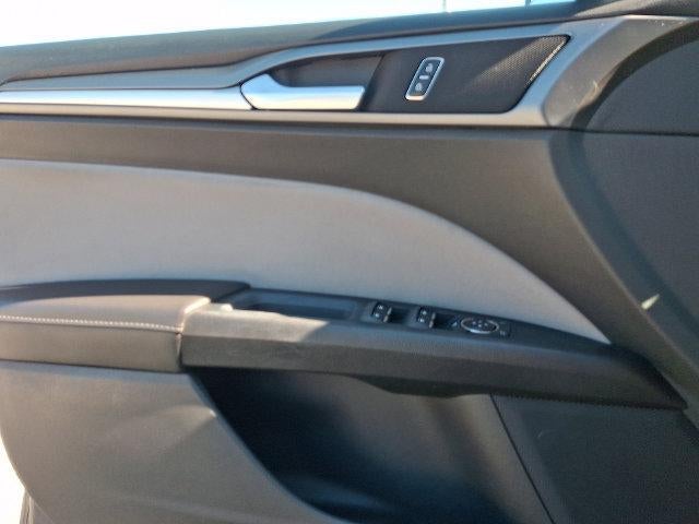2014 Ford Fusion 4dr Sdn S FWD
