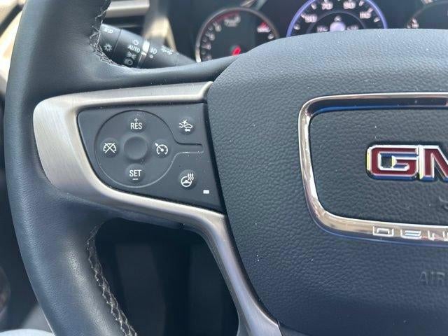 2023 GMC Acadia AWD Denali
