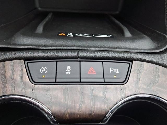 2023 GMC Acadia AWD Denali