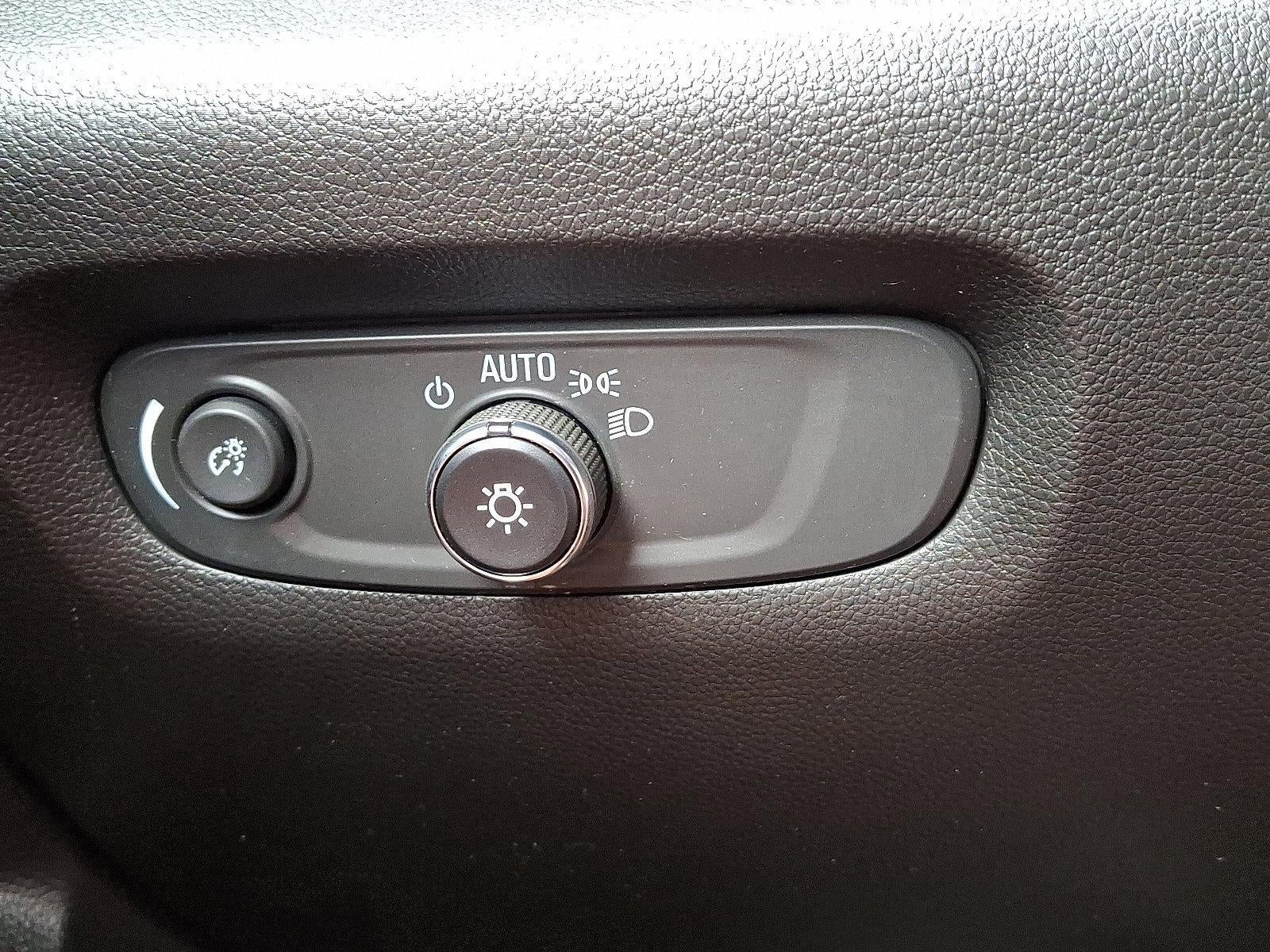 2023 Chevrolet Traverse AWD 2LT