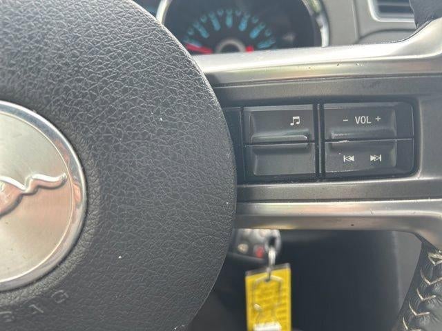 2014 Ford Mustang 2dr Conv V6