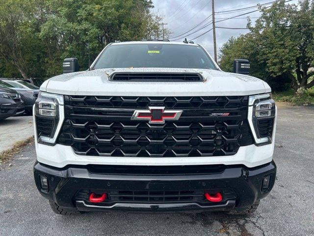 2026 Chevrolet Silverado 2500 HD Crew Cab Standard Box 4-Wheel Drive ZR2