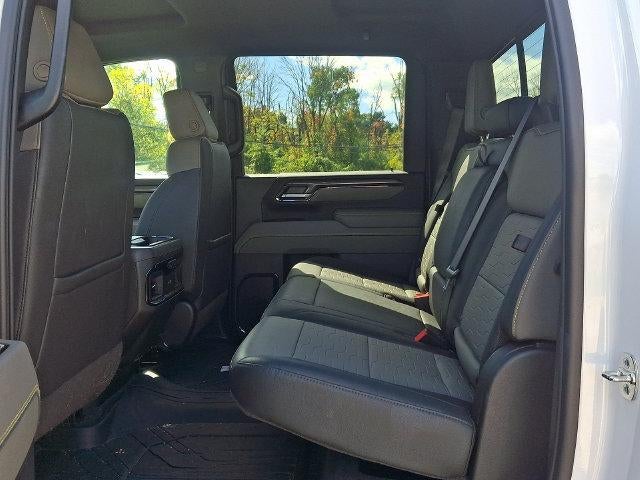 2026 Chevrolet Silverado 2500 HD Crew Cab Standard Box 4-Wheel Drive ZR2