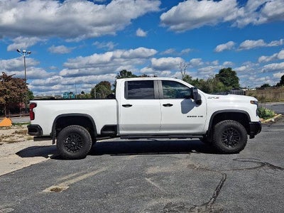2026 Chevrolet Silverado 2500 HD Crew Cab Standard Box 4-Wheel Drive ZR2
