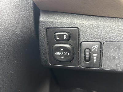 2014 Toyota Corolla 4dr Sdn CVT Auto LE (Natl)