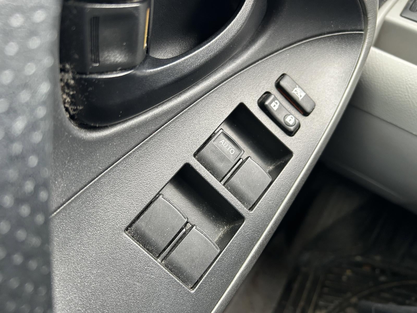 2011 Toyota RAV4 4WD 4dr 4-cyl 4-Spd AT (Natl)