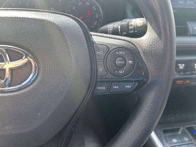 2020 Toyota RAV4 XLE AWD (Natl)