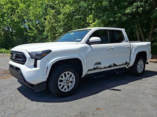 2024 Toyota Tacoma 4WD 4WD SR5 Double Cab 5' Bed AT (GS)