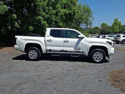 2024 Toyota Tacoma 4WD 4WD SR5 Double Cab 5' Bed AT (GS)