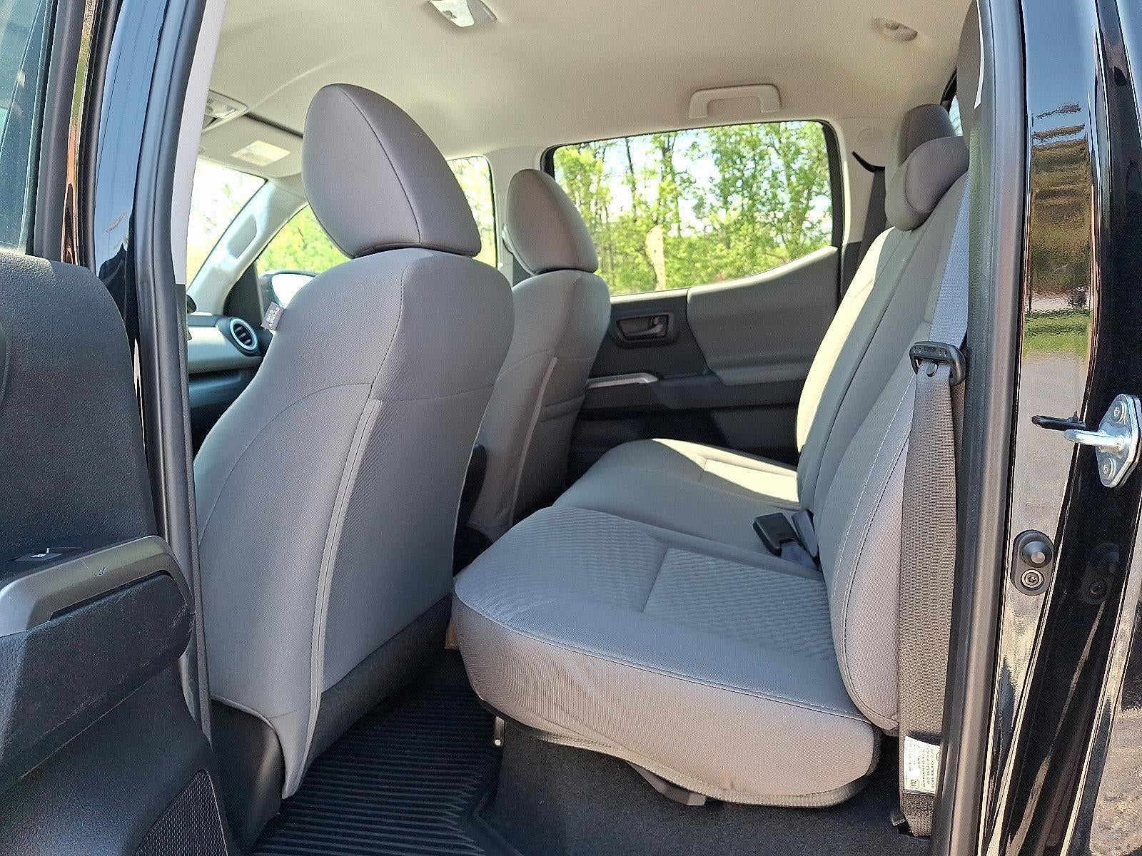 2022 Toyota Tacoma 4WD 4WD SR5 Double Cab 5' Bed V6 AT (Natl)