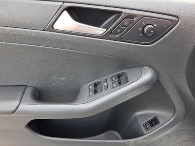 2016 Volkswagen Jetta 4dr Auto 1.4T S with Technology Sedan