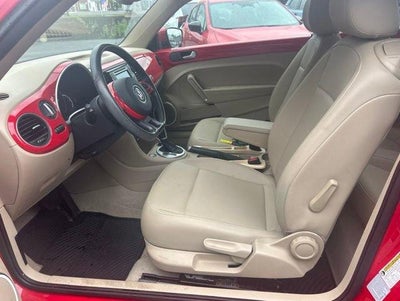 2016 Volkswagen Beetle 2dr Auto 1.8T SEL PZEV