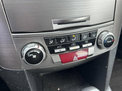 2014 Subaru Legacy 2.5i Automatic Premium