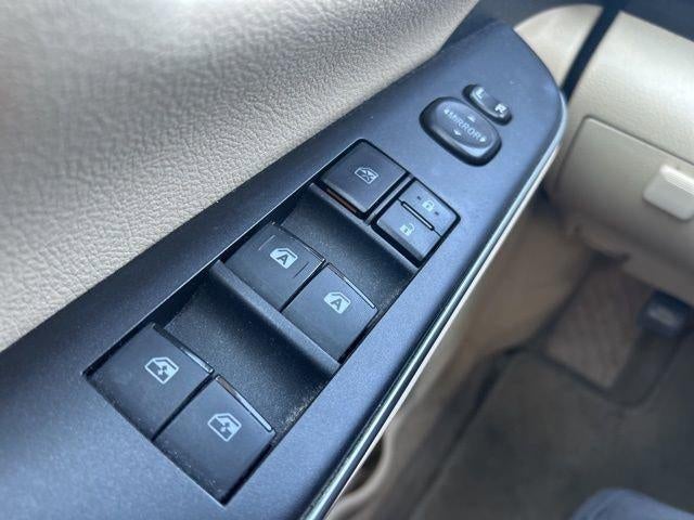 2017 Toyota Camry LE Auto (SE)