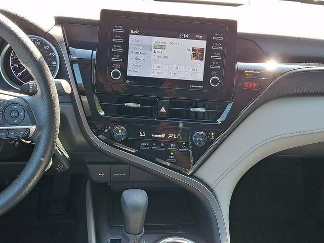 2022 Toyota Camry LE Auto (SE)
